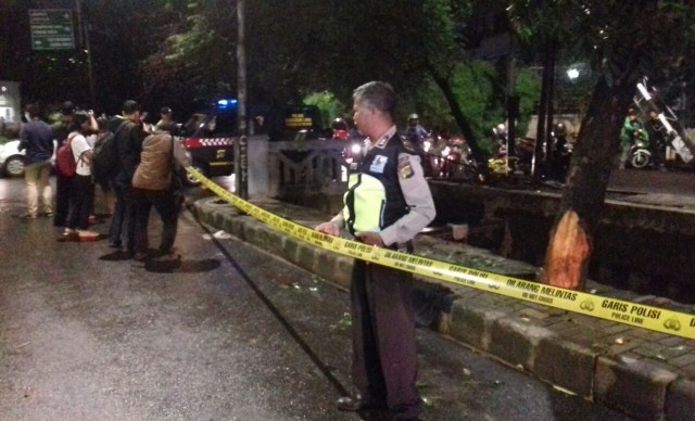 Police Line di Lokasi Kecelakaan Setnov (Foto: Ricad Saka/kumparan)