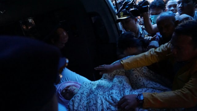 Setya Novanto dipindahkan ke RSCM (Foto: Iqbal Firdaus/kumparan)