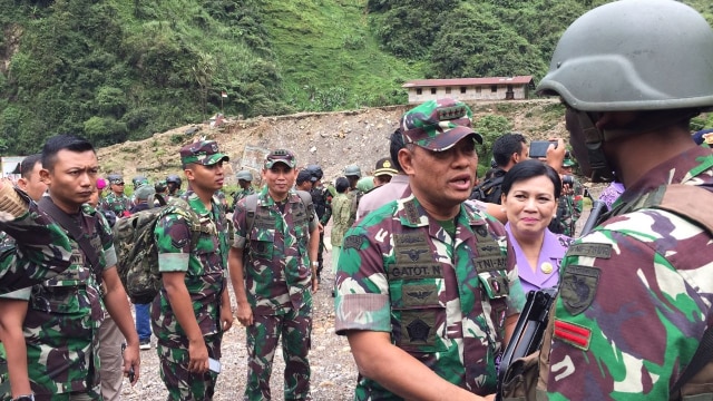 Panglima TNI berikan kenaikan pangkat (Foto: Ahmad Romadoni/kumparan)