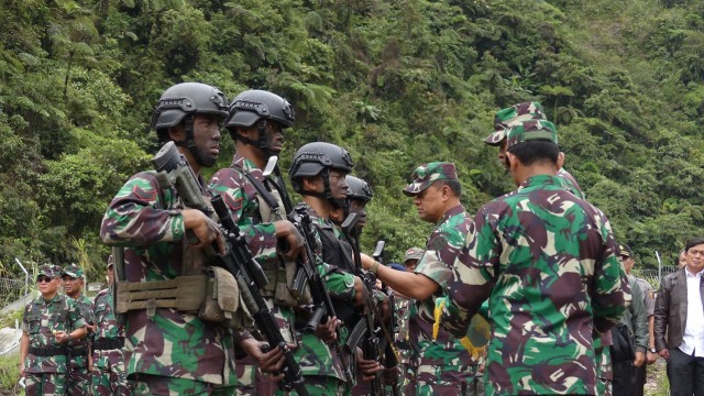 Panglima TNI berikan kenaikan pangkat (Foto: Ahmad Romadoni/kumparan)