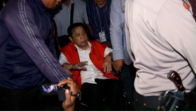 Setya Novanto di KPK (Foto: Fanny Kusumawardhani/kumparan)