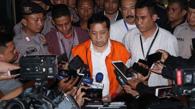 Setya Novanto usai diperiksa KPK (Foto: Fanny Kusumawardhani/kumparan)