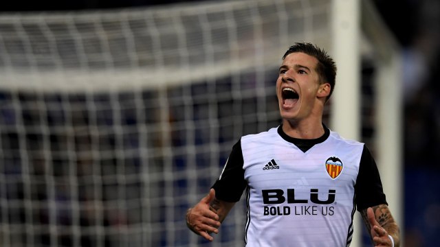 Santi Mina makin tajam. (Foto: AFP/Lluis Gene)