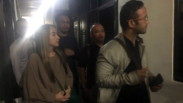 Pelaku pemberi minuman keras ke hewan  (Foto: Aulia/kumparan)