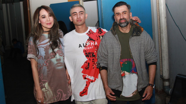 Jeremy Thomas, Ina Thomas dan Axel Mathew. (Foto: Munady Widjaja)