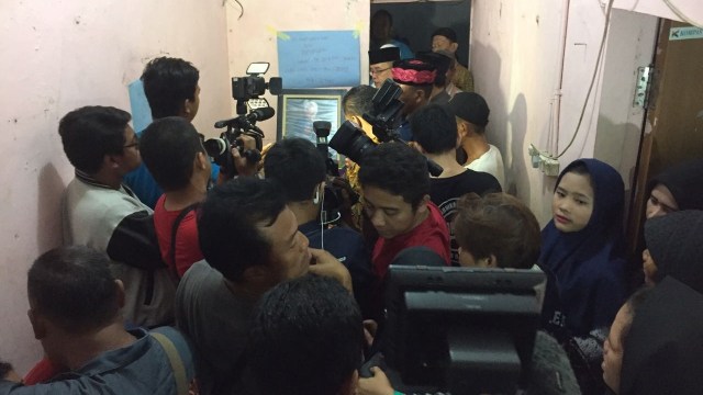 Suasana rumah duka almarhumah Laila Sari (Foto: Josua Simanjuntak/kumparan)
