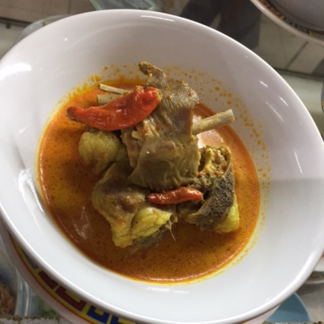 Makanan yang dijual di kantin FX (Foto: Tisiana Triwina/kumparan)