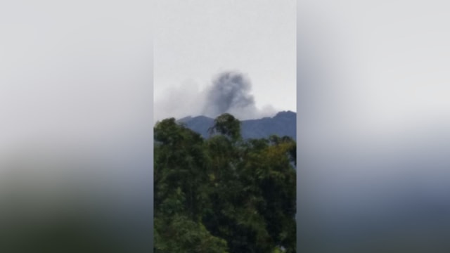 Gunung Agung meletus (Foto: Gunung Agung meletus)