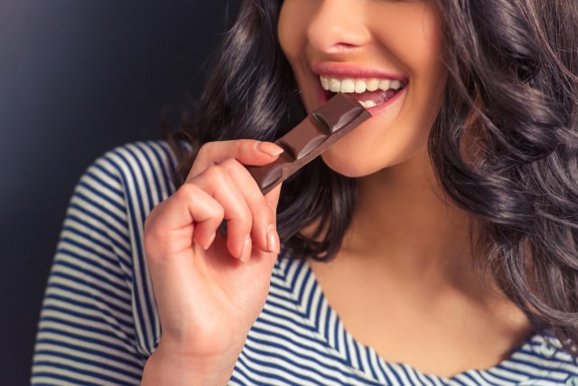 com-Nyemil Coklat (Foto: Thinkstock)
