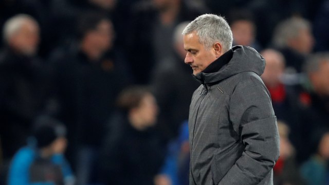 Mourinho pada sebuah laga di Old Trafford. (Foto: Reuters/Arnd Wiegmann)