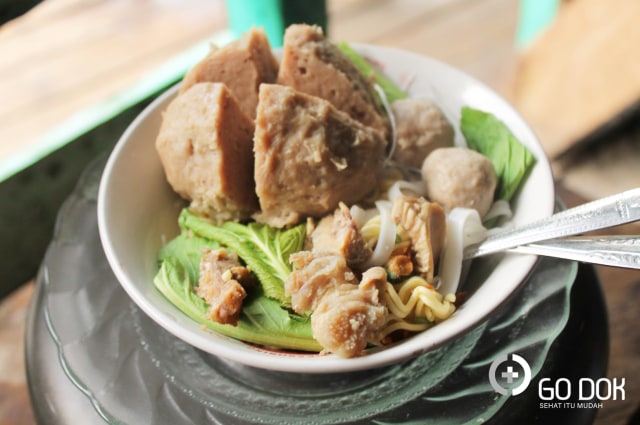 8 Bahaya di Balik Nikmatnya Semangkuk Bakso
