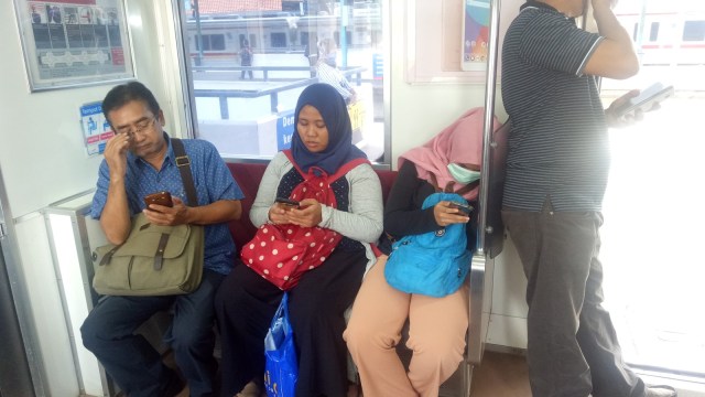 Kursi Prioritas di KRL  (Foto: Nadia Jovita Injilia Riso/kumparan)