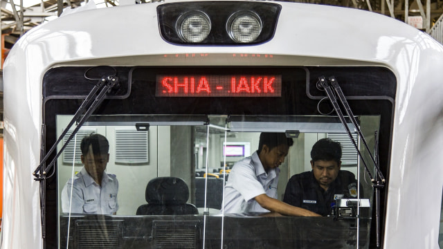 Persiapan Rangkaian kereta Bandara Soekarno-Hatta (Foto: Antara/Galih Pradipta)