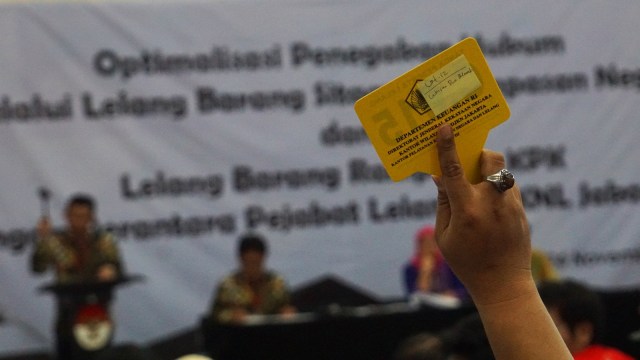 Lelang barang sitaan KPK (Foto: Fanny Kusumawardhani/kumparan)