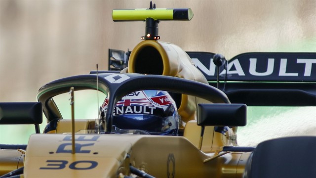 Halo di depan kokpit mobil Renault. (Foto: Miguel Schincariol/AFP)