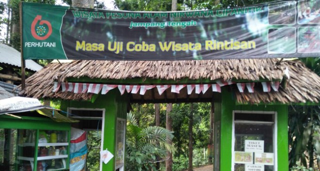 Pesona Wahana Wisata Alam Cipanitik di Jampang Tengah