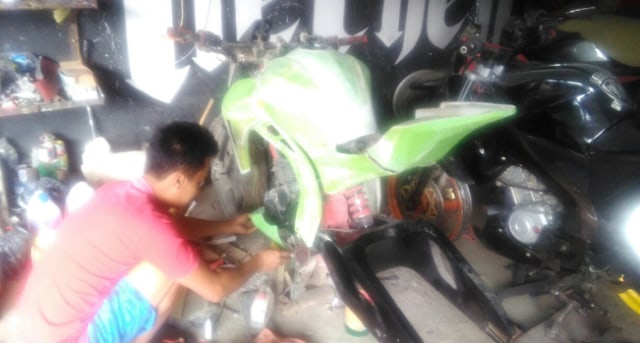 Pasarnya Hingga ke Luar Negeri, Modifikasi Motor Custom di Kadudampit Kabupaten Sukabumi