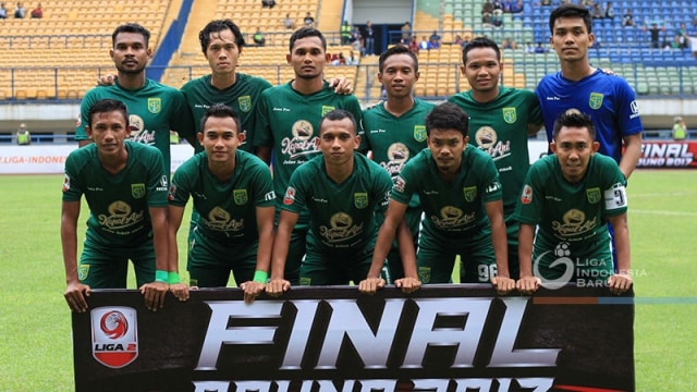 Starting XI Persebaya. (Foto: PT LIB)