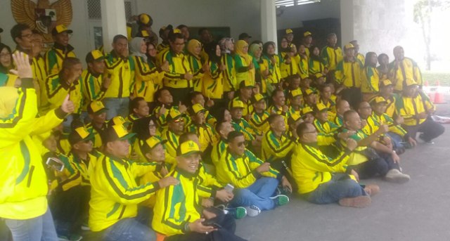 Wabup Lepas 200 PNS Kabupaten Sukabumi Ikuti Porpemda di Bandung