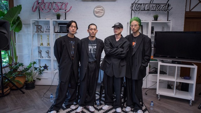 sesi roundtable interview bersama Hyukoh (Foto: Dok. PT. Juni Suara Kreasi)