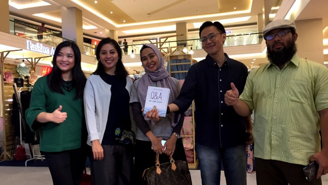 Pengisi acara talkshow di Kota Casablanka (Foto: Tisiana Triwina/kumparan)