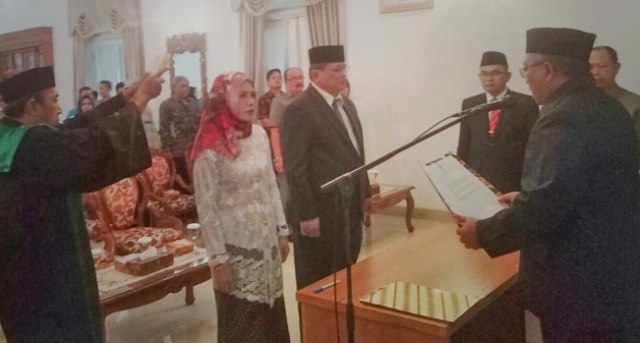 Disebut Bagi-bagi Kekuasaan, Ini Komentar Bupati Sukabumi