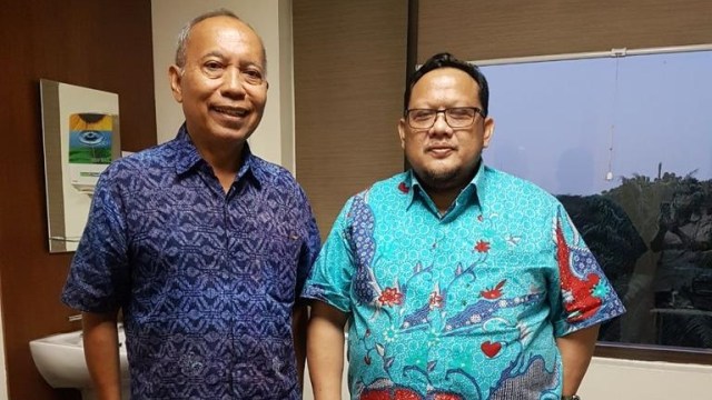 Bondan Winarno dan Dr. dr. Iwan Dakota. (Foto: Twitter @PakBondan)