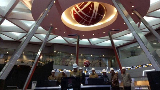 Pencatatan saham PT Wika di Bursa Efek Indonesia (Foto: Siti Maghfirah/kumparan)