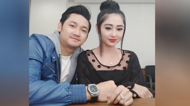 Dewi Persik dan sang suami. (Foto: Instagram @dewiperssikreal)