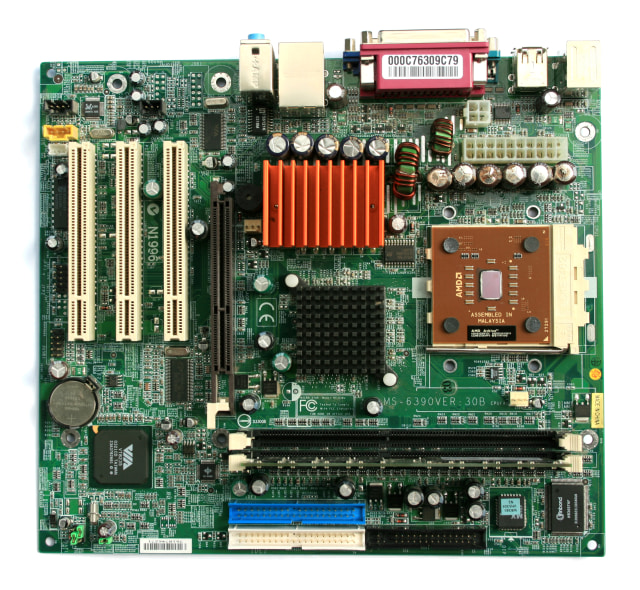 4 Penyebab Kerusakan Motherboard dan Cara Mengatasinya, Yuk Simak!