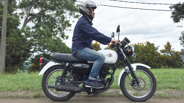 Kawasaki W175 (Foto: Aditya Pratama Niagara/kumparan)