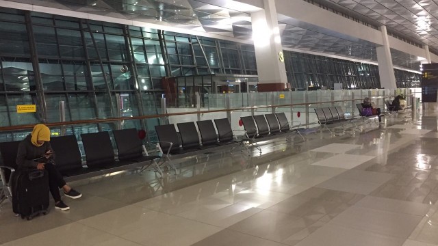 Kondisi tempat check in Garuda Indonesia (Foto: Mirsan Simamora/kumparan)