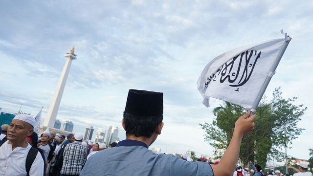 Aksi reuni 212 di Monas (Foto: Aditia Noviansyah/kumparan)