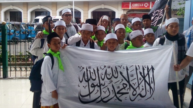 Aksi reuni 212 di Monas (Foto: Iqbal Firdaus/kumparan)
