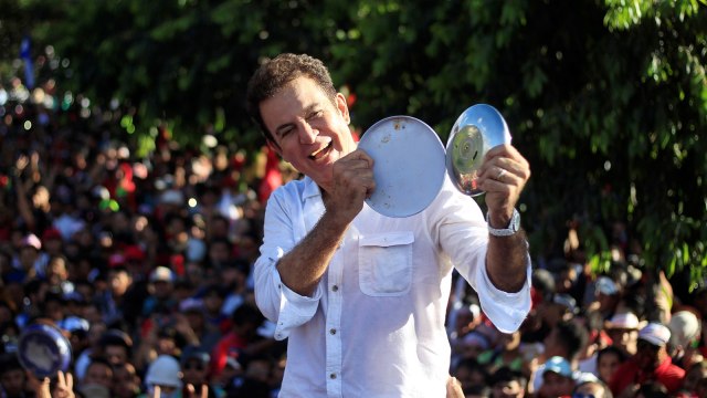 Salvador Nasralla (Foto: REUTERS/ Jorge Cabrera)