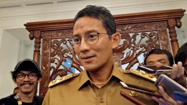 Sandiaga Uno sebelum Rapim di Balai Kota (Foto: Nabilla Fatiara/kumparan)
