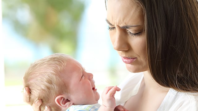 Menatap bayi (Foto: Thinkstock)
