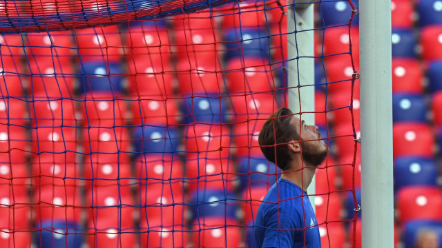 David de Gea dalam sesi latihan. (Foto: Kirill KUDRYAVTSEV / AFP)
