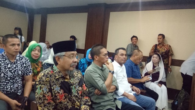 Terdakwa Gubernur Sulawesi Tenggara, Nur Alam (Foto: Adhim Mugni Mubaroq/kumparan)