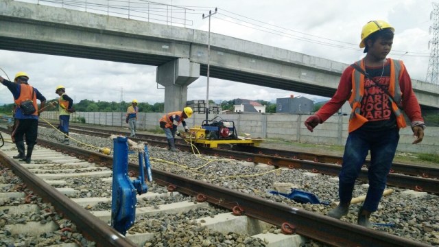 Progres Pembangunan Jalur KA Makassar-Parepare. (Foto: Dok. Dojok Setijowarno)