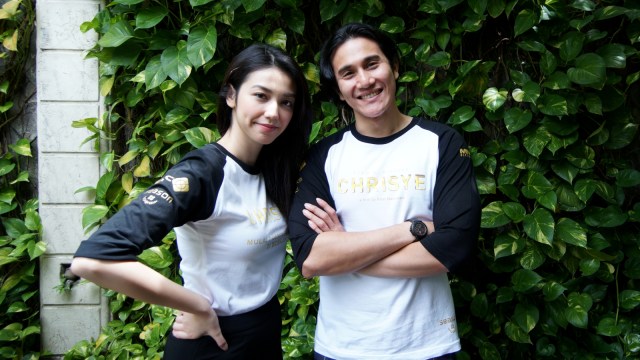 Film Chrisye, Velove Vexia dan Vino G Bastian (Foto: Cornelius Bintang/kumparan)