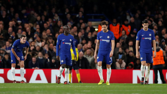 Ekspresi para penggawa Chelsea usai kebobolan. (Foto: Reuters/Paul Childs)