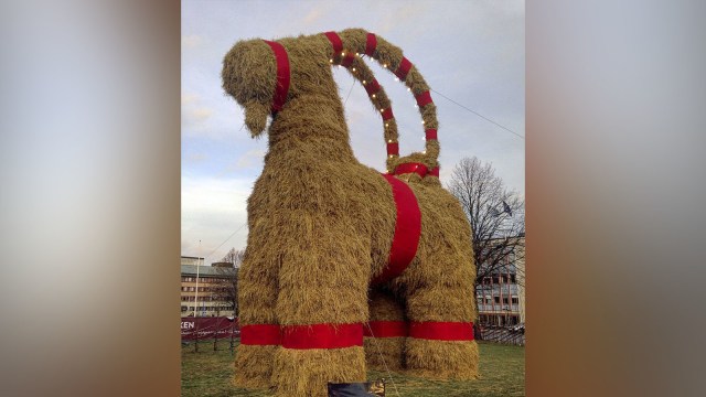 Simbol natal khas kota Gavle, Swedia (Foto: Instagram @gavlebocken)