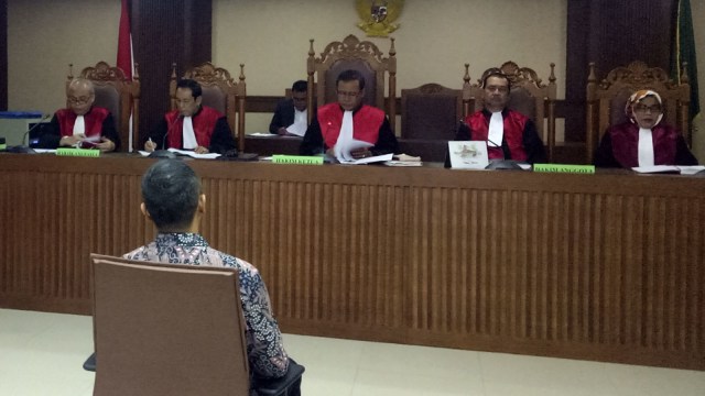 Anggota DPR PKS Yudi Widiana di Pengadilan Tipikor (Foto: Adhim Mugni/kumparan)