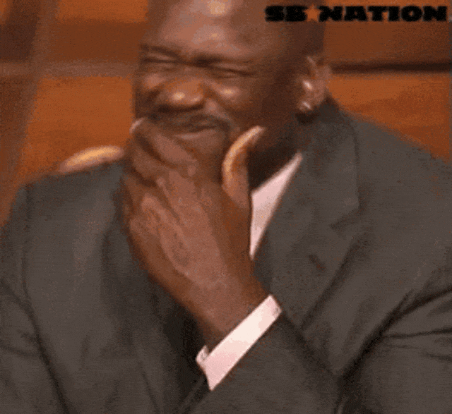 Shaquille O'Neal tertawa terbahak-bahak. (Foto: Tenor)