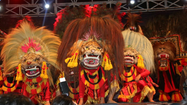 Festival Barong Nusantara IV Pukau Masyarakat Blora
