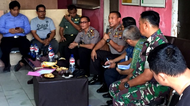 Rapat membahas kegiatan non muslim di Desa Rajeg. (Foto: Fachrul Irwinsyah/kumparan)