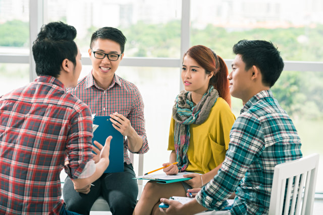 com-Bertukar Pikiran (Foto: Thinkstock)