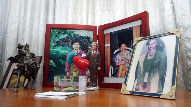 Miniatur Albert Einstein di Kamar Rizal Ramli  (Foto: Iqbal Firdaus/kumparan)