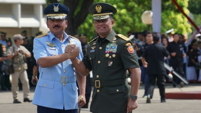 Marsekal Hadi Tjahjanto dan Jendral Gatot (Foto: Iqbal Firdaus/kumparan)